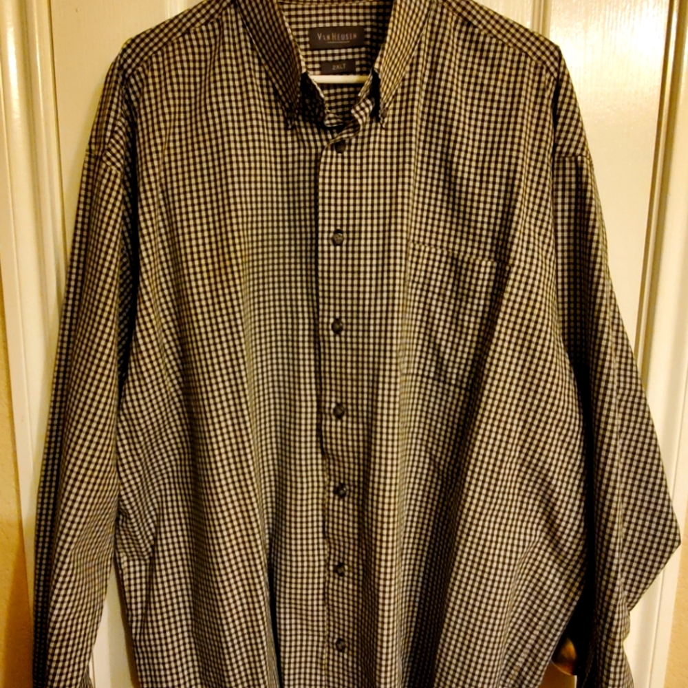 Van Heusen Dress Shirt (26)